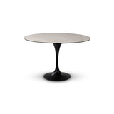 Détail du plateau en céramique de la table Tino
